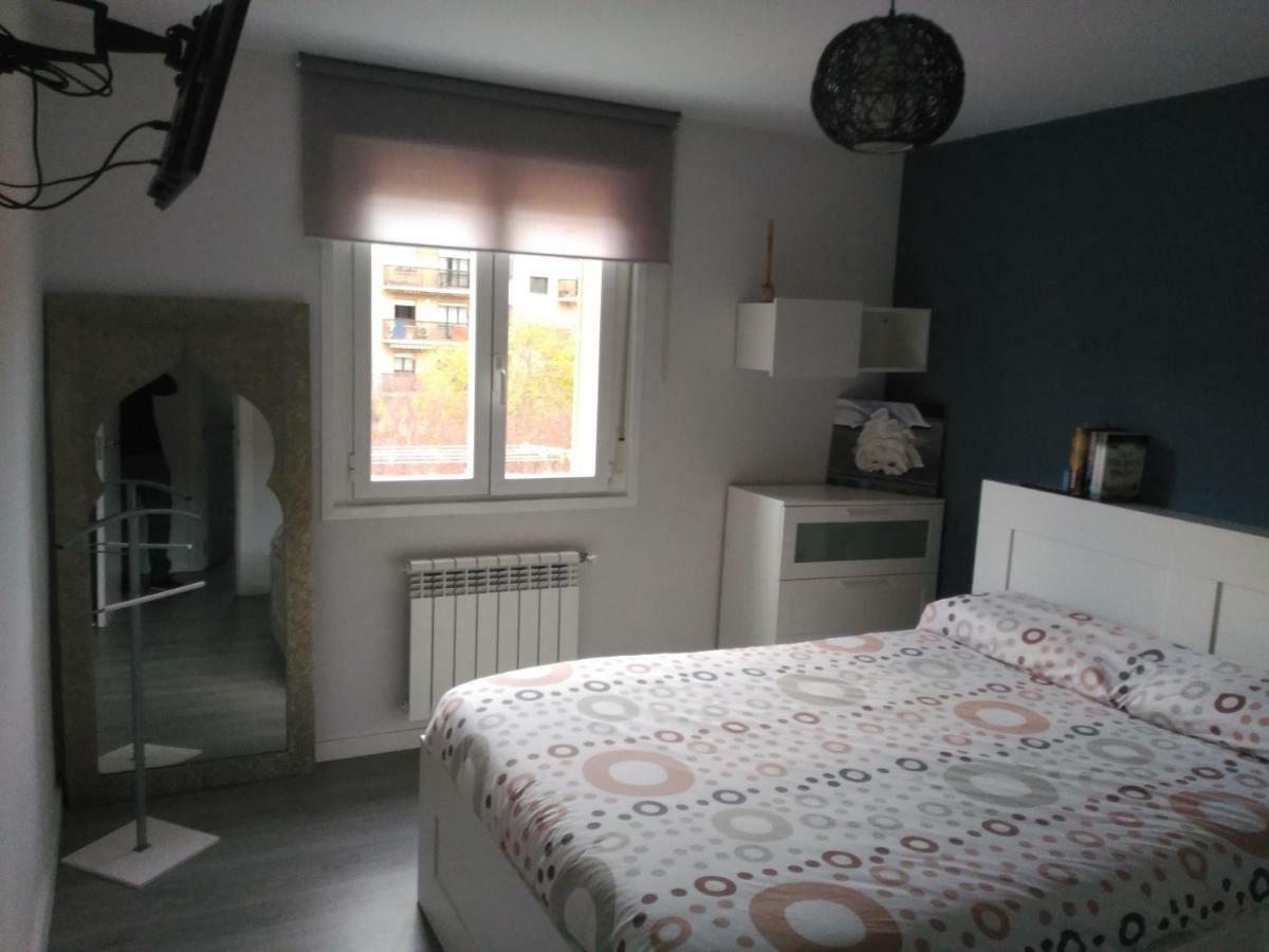 Apartamento Turistico Marcelo Celayeta At Cerca Del Centro Pamplona Kültér fotó